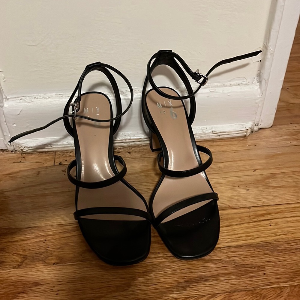 Black Leather Heels Sandals Aliciana Sandal